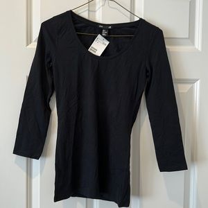 H&M black long sleeve size S